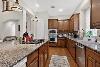 7625 Ridgedale Court, Sachse, TX 75048 - Photo 10