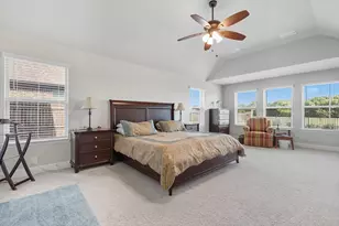 703 Oakcrest Dr, Justin, TX 76247 - Photo 16