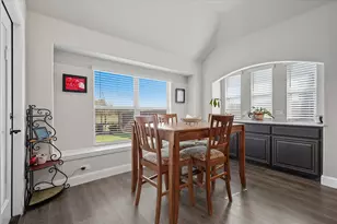 703 Oakcrest Dr, Justin, TX 76247 - Photo 8