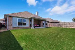 703 Oakcrest Dr, Justin, TX 76247 - Photo 34
