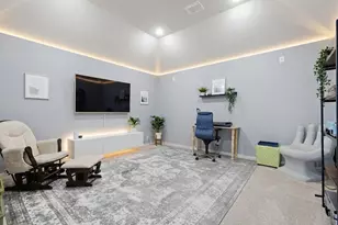 703 Oakcrest Dr, Justin, TX 76247 - Photo 24