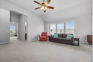 703 Oakcrest Dr, Justin, TX 76247 - Photo 24