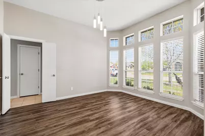 7153 Fox Drive, The Colony, TX 75056 - Photo 4