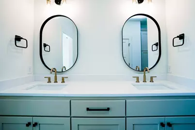 108 Cardinal Woods Court, Granbury, TX 76049 - Photo 24