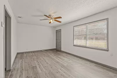 1401 N Rockwall Avenue, Terrell, TX 75160 - Photo 6