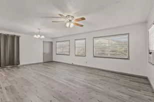 1401 N Rockwall Ave, Terrell, TX 75160 - Photo 12