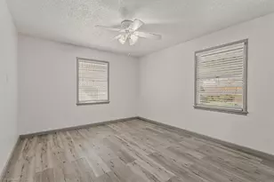 1401 N Rockwall Ave, Terrell, TX 75160 - Photo 16