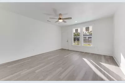 2003 Walnut Street, Greenville, TX 75401 - Photo 4