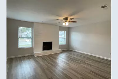 4615 Sausalito Drive, Arlington, TX 76016 - Photo 2