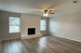 4615 Sausalito Dr, Arlington, TX 76016 - Photo 2