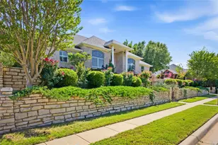 1910 Maplewood Dr, Weatherford, TX 76087 - Photo 2