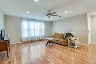 3015 Chaparral Dr, Greenville, TX 75402 - Photo 10