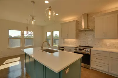 300 Red Bird Ridge, Granbury, TX 76049 - Photo 8