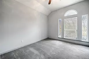 400 Dale Hollow Rd, Fort Worth, TX 76103 - Photo 18