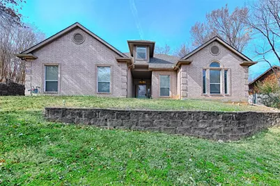 400 Dale Hollow Road, Fort Worth, TX 76103 - Photo 1