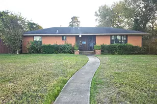 648 Penguin Dr, Dallas, TX 75241 - Photo 1