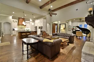 9403 King Air Dr, Granbury, TX 76049 - Photo 12