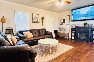 1308 4th St, Graham, TX 76450 - Photo 4