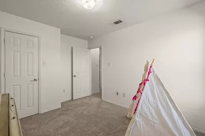 105 Thoroughbred Drive, Krum, TX 76249 - Photo 26