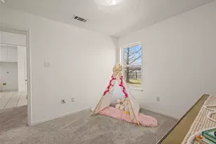 105 Thoroughbred Dr, Krum, TX 76249 - Photo 26