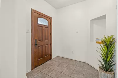 105 Thoroughbred Drive, Krum, TX 76249 - Photo 6