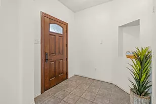 105 Thoroughbred Dr, Krum, TX 76249 - Photo 6