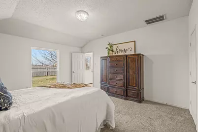 105 Thoroughbred Drive, Krum, TX 76249 - Photo 18