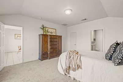 105 Thoroughbred Drive, Krum, TX 76249 - Photo 16