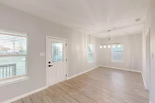 1938 Nomas St, Dallas, TX 75212 - Photo 2