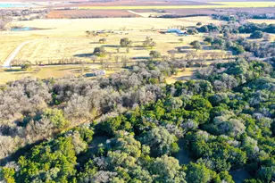 3697 N Rock Creek Loop, Waco, TX 76708 - Photo 4