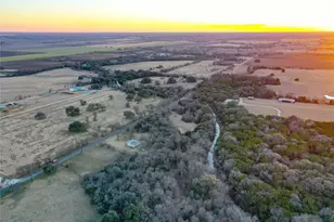 3697 N Rock Creek Loop, Waco, TX 76708 - Photo 18