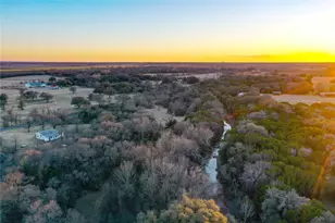 3697 N Rock Creek Loop, Waco, TX 76708 - Photo 14