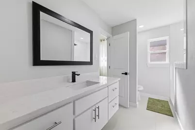 420 Lake Louise Court, Fort Worth, TX 76103 - Photo 22