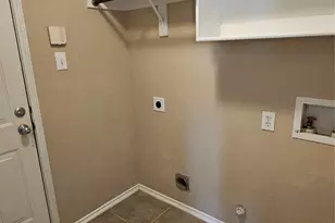 1017 Pebblecreek Dr, Burleson, TX 76028 - Photo 30