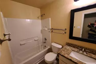 1017 Pebblecreek Dr, Burleson, TX 76028 - Photo 22