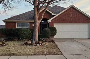 1017 Pebblecreek Dr, Burleson, TX 76028 - Photo 1