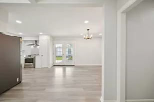 9670 Lynbrook Dr, Dallas, TX 75238 - Photo 8