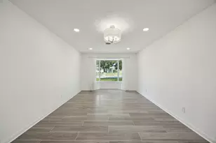 9670 Lynbrook Dr, Dallas, TX 75238 - Photo 10