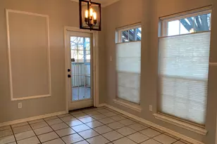 1609 Marsh Ln, Carrollton, TX 75006 - Photo 4