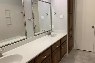 1609 Marsh Ln, Carrollton, TX 75006 - Photo 10