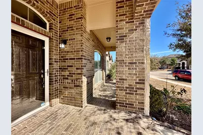 5205 Glen Meadow Drive, Arlington, TX 76001 - Photo 6