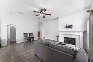 4640 Knoll Hollow Trail, Plano, TX 75024 - Photo 6