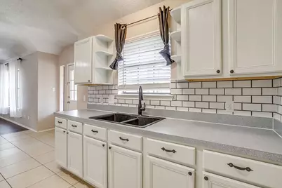 109 Paula Drive, Joshua, TX 76058 - Photo 12