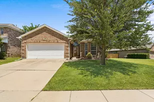 2329 Moccassin Ln, Fort Worth, TX 76177 - Photo 2