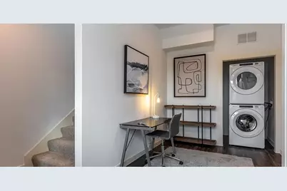 1000 Fort Worth Avenue #413, Dallas, TX 75208 - Photo 14