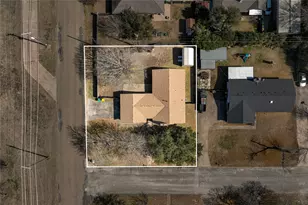 546 Karen Dr, Robinson, TX 76706 - Photo 4