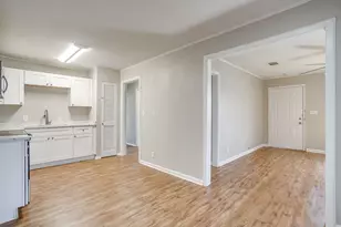 5032 Hartford Dr, River Oaks, TX 76114 - Photo 16