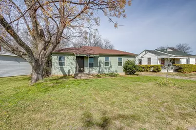 5032 Hartford Drive, River Oaks, TX 76114 - Photo 4