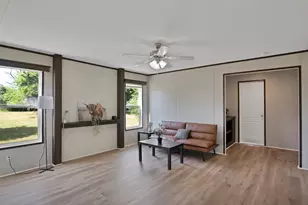 6624 Sunset Cove Ct, Granbury, TX 76049 - Photo 8