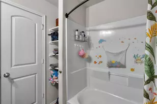 14011 Lake Cres Dr, Conroe, TX 77384 - Photo 4